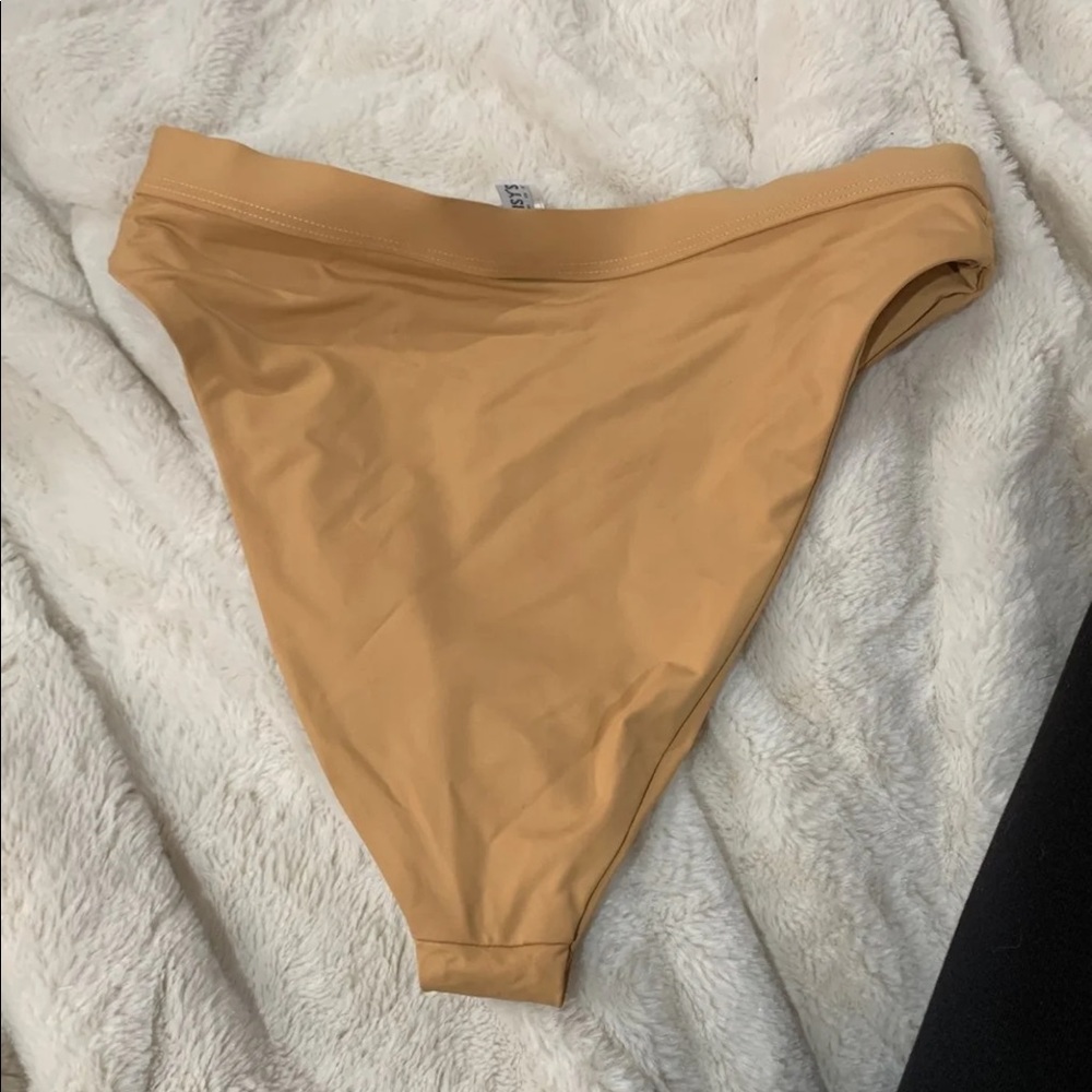 Bikini Bottom - Picture 3 of 5